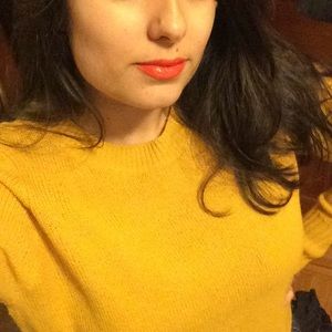 NWOT Mustard Sweater & FREE matching purse